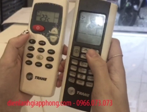 Thermostat áp trần Trane